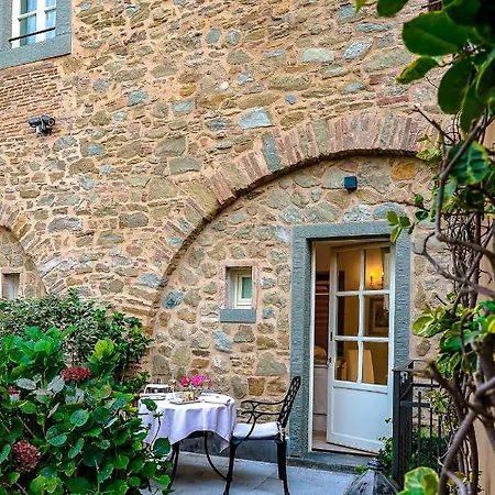 Monastero Di & 5* קורטונה