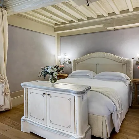 Hotel Monastero Di & 5*
