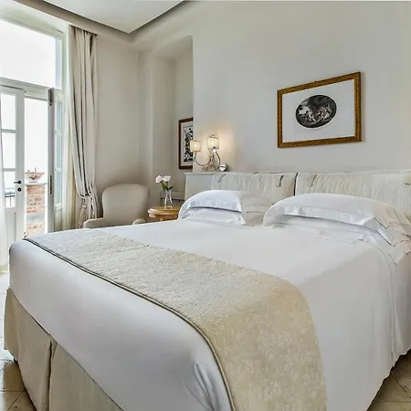 Monastero Di & 5*