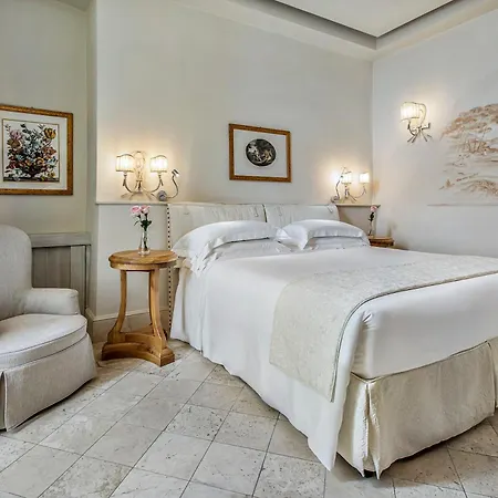 Monastero Di & 5*
